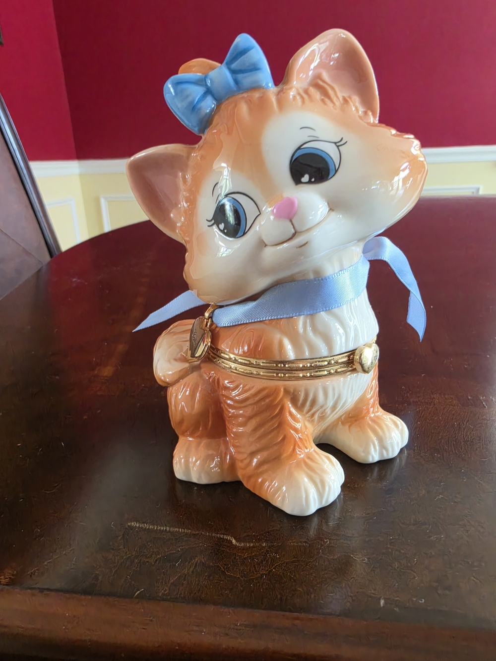 Limoges Kitten Granddaughter Musical Box